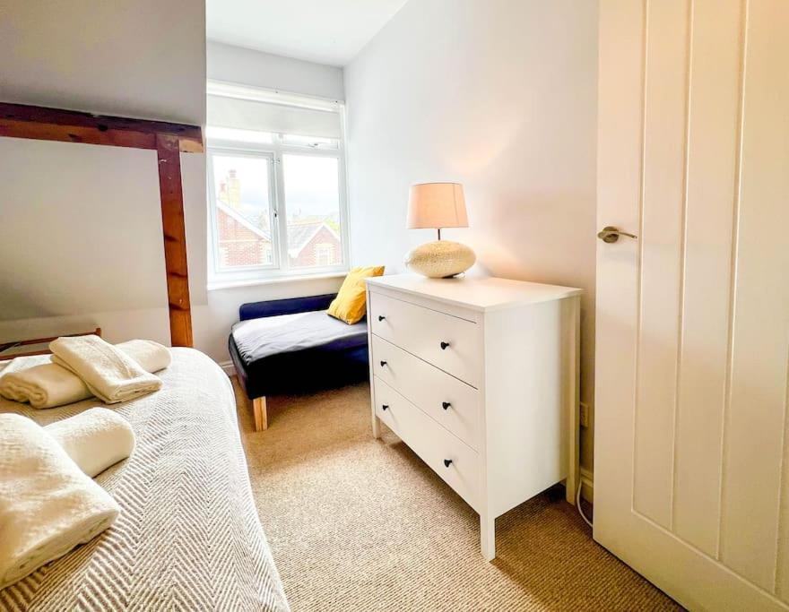 Apartment Quirky 2-bed Flat W/ Parking Kingsbridge *